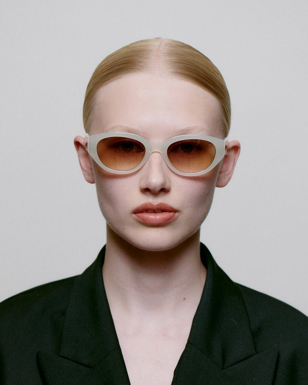Winnie / Cream Bone & Brown Gradient Lens - Shade Files